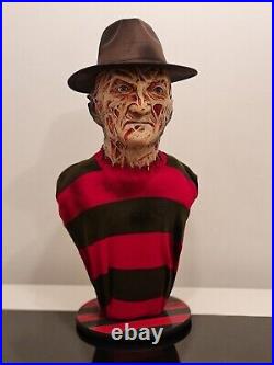 11 Freddy Krueger Deluxe Bust Overhauled Trick or Treat Studios Mask