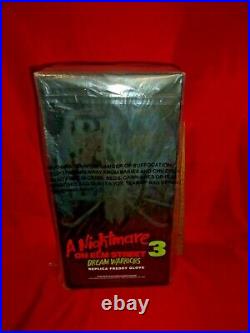 A Nightmare On Elm Street 3 Dream Warriors Deluxe Freddy Krueger Glove