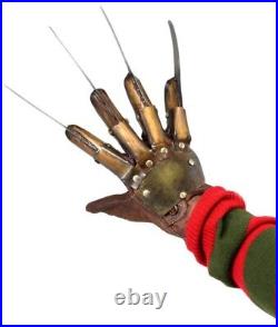 A Nightmare On Elm Street 3 Freddy's Glove 11 Scale Life-Size Prop Replica