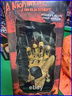 A Nightmare On Elm Street Glove, custom freddy Kruger mask
