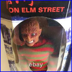 A Nightmare On Elm Street Talking Freedy Kruger Figure Set of 2 Vintage