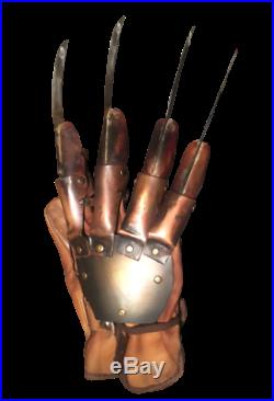 A Nightmare on Elm Street 3 Dream Warriors Deluxe Freddy Krueger Glove