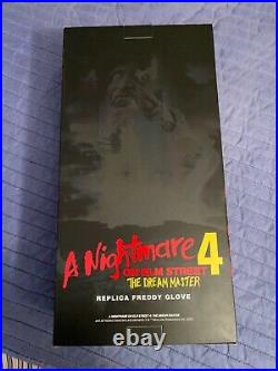 A Nightmare on Elm Street 4 The Dream Master Deluxe Freddy Krueger Glove