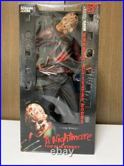 A Nightmare on Elm Street 45.7 cm Freddy Kruger Sound Figure 45 cm McFarlane Toys