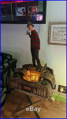 A Nightmare on Elm Street Freddy Krueger Elite Creature Collectibles sideshow