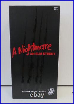 A Nightmare on Elm Street Replica Freddy Glove (2020) Trick or Treat Studios New