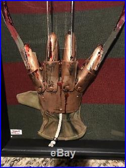 Extremely Rare! Nightmare on Elm Street Freddy Krueger Gloves in Wooden Display