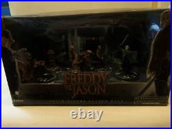 Extremely Rare! Nightmare on Elm Street Freddy vs Jason Mini Figurine Statue Set