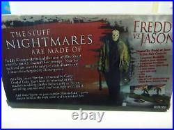 Extremely Rare! Nightmare on Elm Street Freddy vs Jason Mini Figurine Statue Set