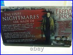 Extremely Rare! Nightmare on Elm Street Freddy vs Jason Mini Figurine Statue Set