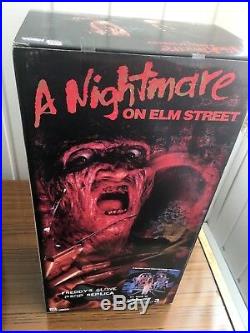FREDDY KRUEGER'S GLOVE A Nightmare on Elm Street Prop Replica Neca NEW
