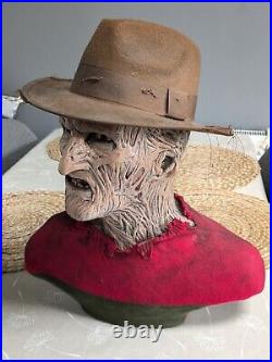 Freddy Krueger 11 life size bust Nightmare on elm street C/W Neca MK1 Glove