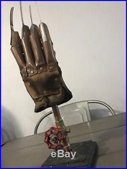 Freddy Krueger Glove A Nightmare on Elm Street Numbero Uno