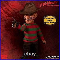 Mezco Toys A Nightmare on Elm Street Freddy Krueger 15 Mega Scale Figure with S