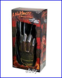 NECA A Nightmare On Elm Street Freddy's Prop Replica Glove 1984 Freddy Krueger