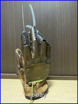 NECA Nightmare On Elm Street Freddy Krueger Adult Prop Replica Glove