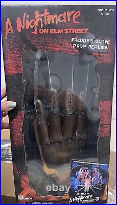 Neca Nightmare On Elm Street 3 Dream Warriors Replica Freddy Krueger Glove Prop