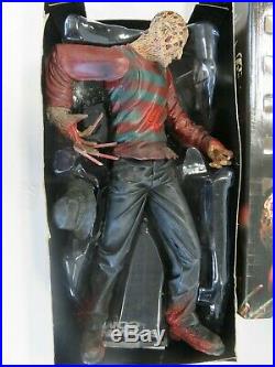 Nightmare On Elm Street Freddy Krueger Deluxe 18 McFarlane Toys Movie Maniacs