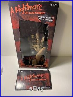 Nightmare on Elm Street Freddy Krueger Glove Prop Replica 1984 Neca