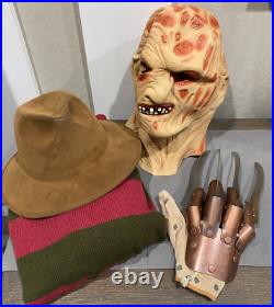Nightmare on Elm Street Freddy Krueger Halloween Mask, Sweater XXL Hat & Glove