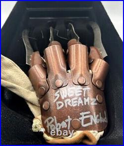 ROBERT ENGLUND SIGNED A Nightmare on Elm Street Freddy Metal Glove COA & PIC