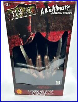 ROBERT ENGLUND SIGNED A Nightmare on Elm Street Freddy Metal Glove COA & PIC