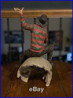 SIDESHOW COLLECTIBLES A Nightmare On Elm Street FRED IN YOUR HEAD Statue Freddy