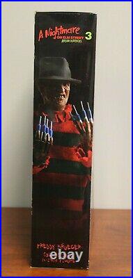 SIDESHOW EXCLUSIVE NIGHTMARE ON ELM STREET 3 Freddy Signed Englund JSA